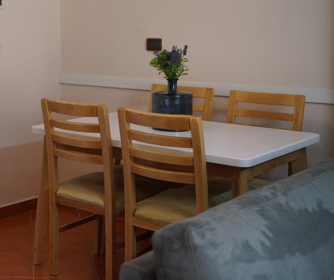 Stylish Apartment Near Tirana Center Экстерьер фото