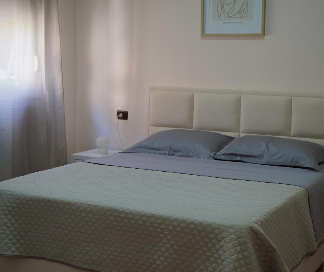 Stylish Apartment Near Tirana Center Экстерьер фото