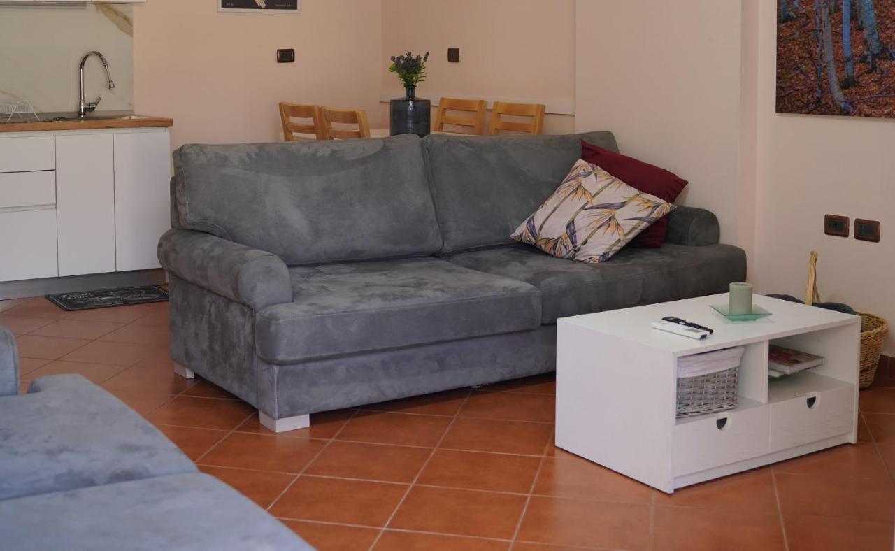 Stylish Apartment Near Tirana Center Экстерьер фото