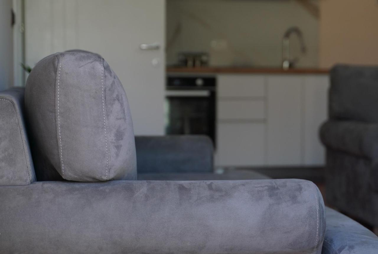 Stylish Apartment Near Tirana Center Экстерьер фото